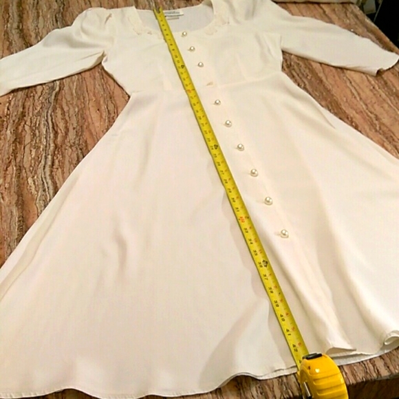 Elizabeth Nicole ladies white dress - Picture 5 of 7